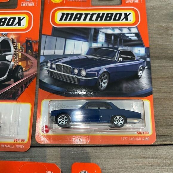 5 Matchbox Diecast Cars Shows  Morris Minor, 2024 Nouveu, Jeep, Life Time New - Picture 4 of 7